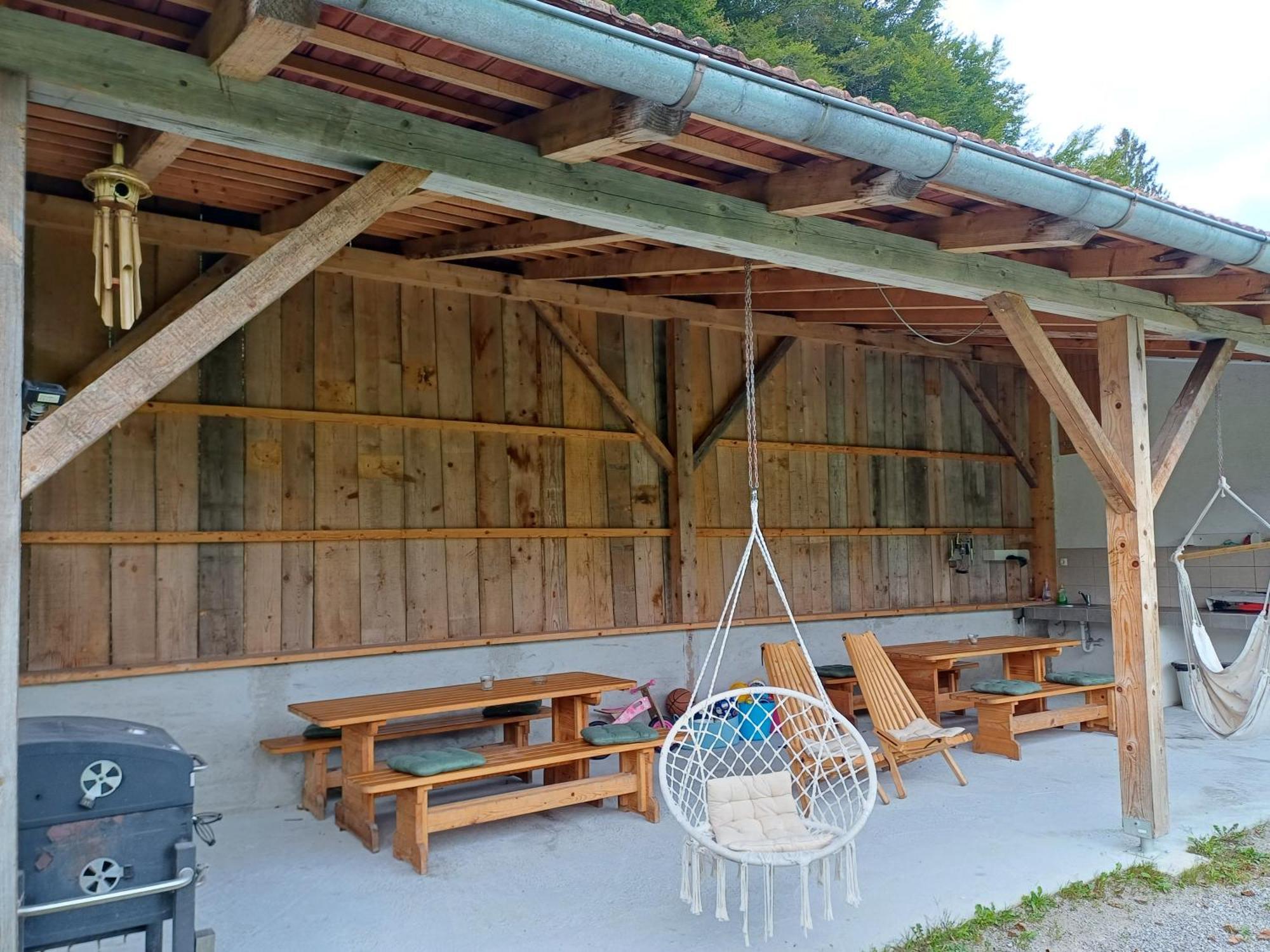 Apartma Pod Pugledom Leilighet Ljubljana Eksteriør bilde